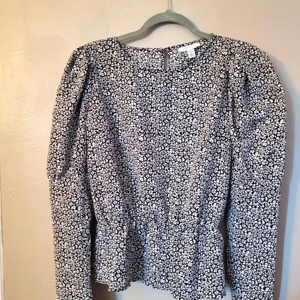 Topshop long sleeve top, 8, floral black & white
